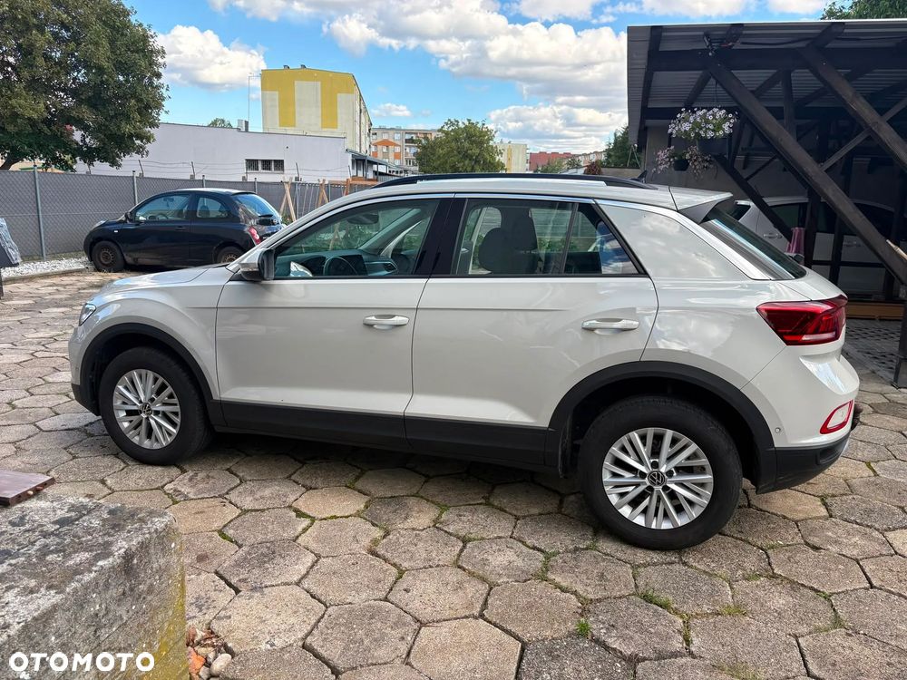 Volkswagen T-Roc - 3