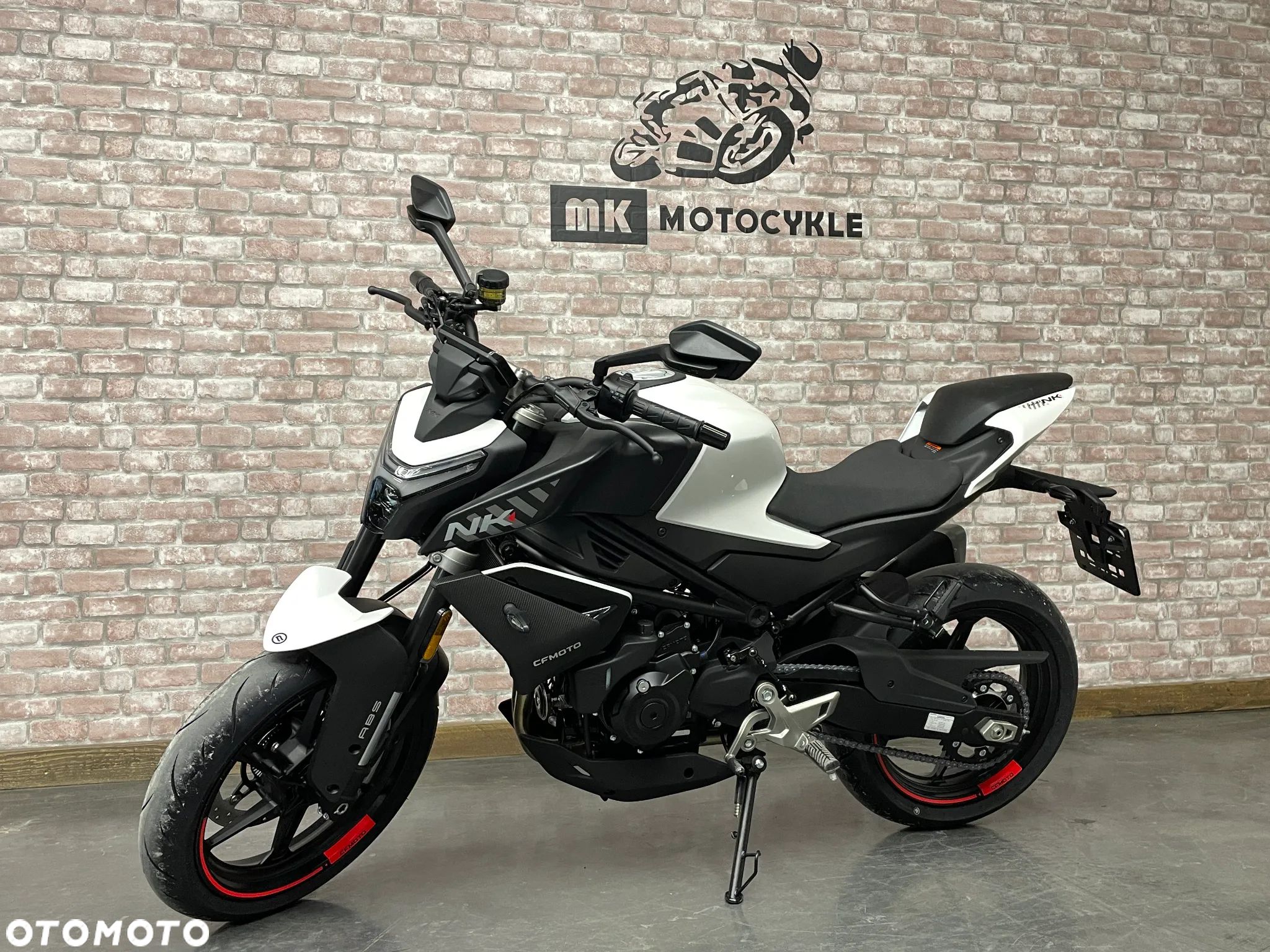 CFMoto NK - 1