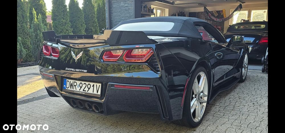 Chevrolet Corvette - 2