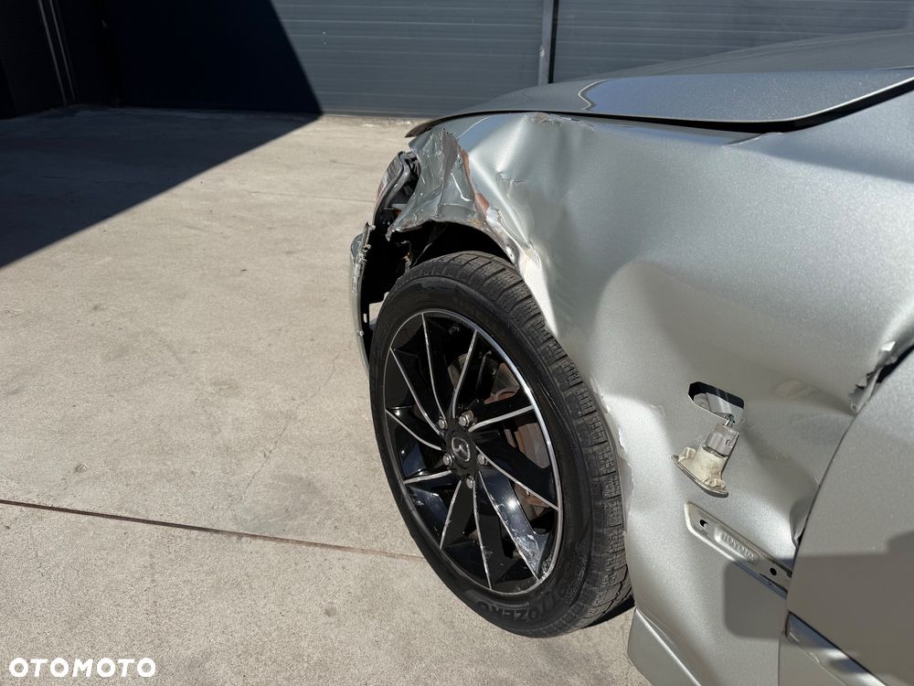 Lexus IS 200 Elegance - 25