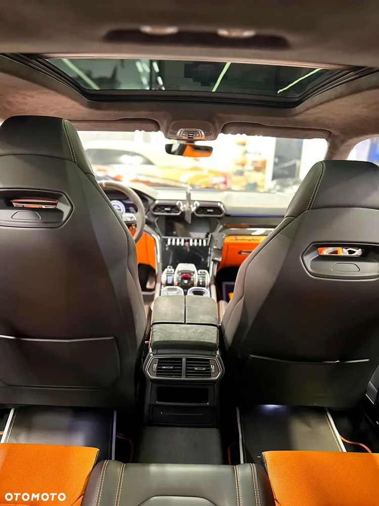 Lamborghini Urus Standard - 7
