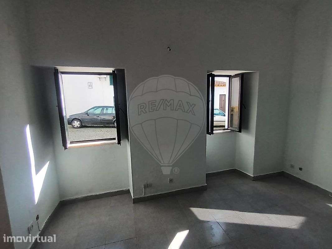 Moradia T3 para venda - Grande imagem: 2/10