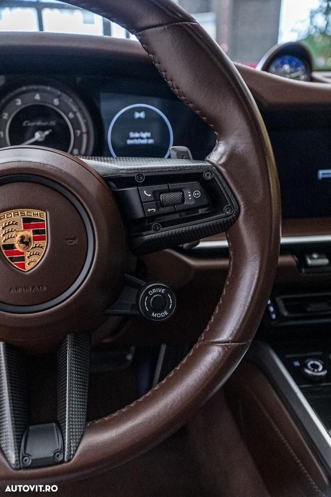 Porsche 911-TURBO-S - 31