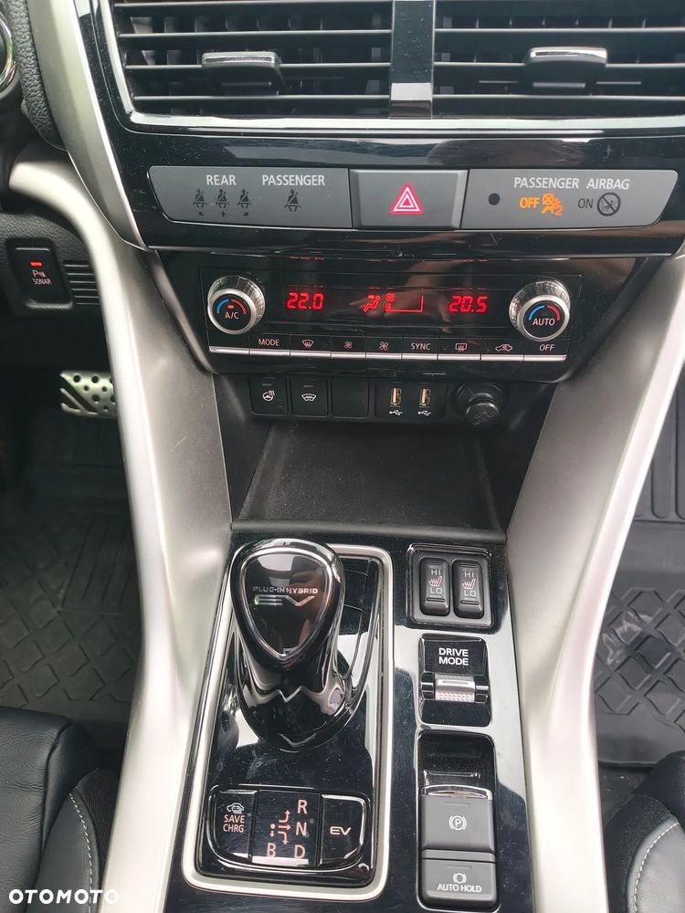 Mitsubishi Eclipse Cross 2.4 PHEV Instyle Plus - 29