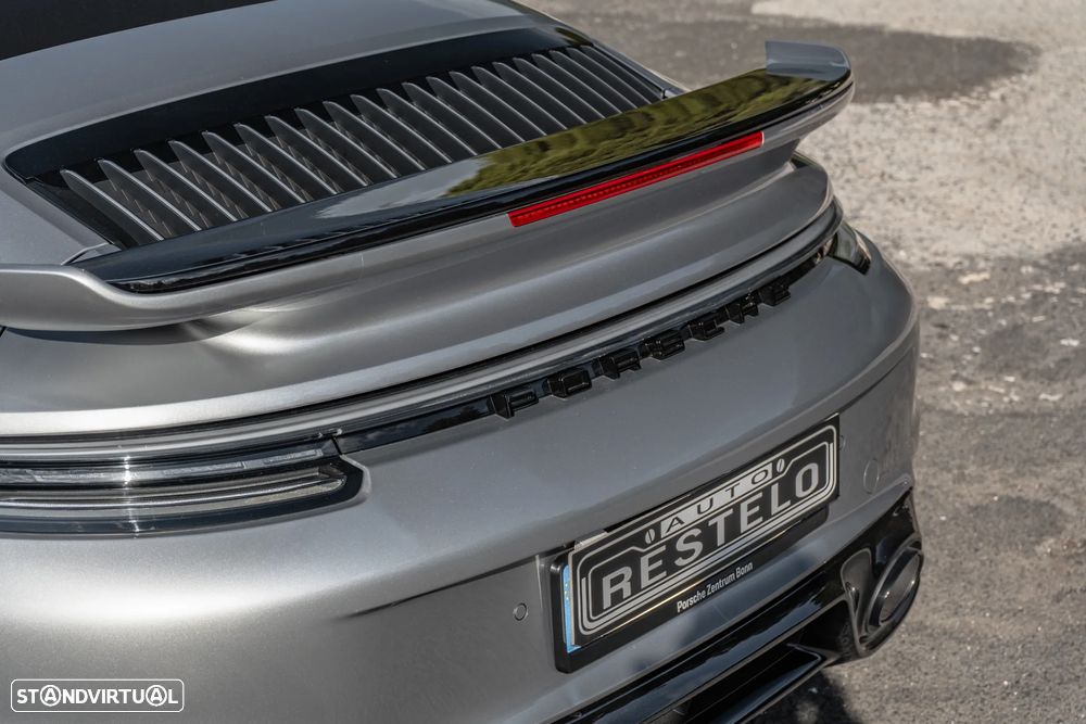 Porsche 911 (992) Turbo S Cabriolet - 6