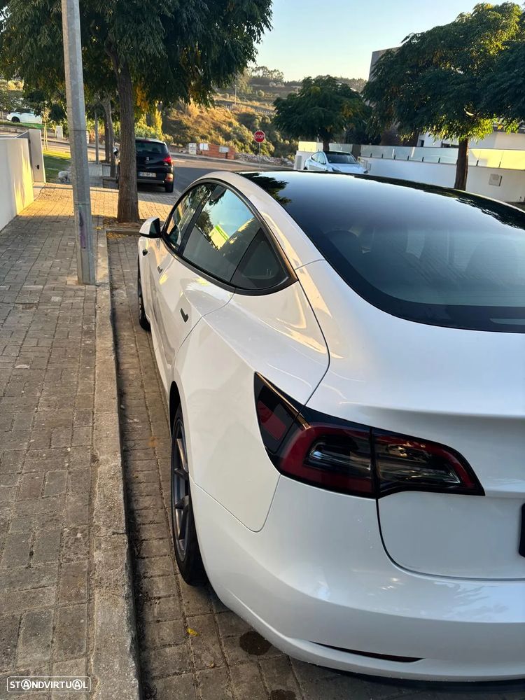 Tesla Model 3 - 5