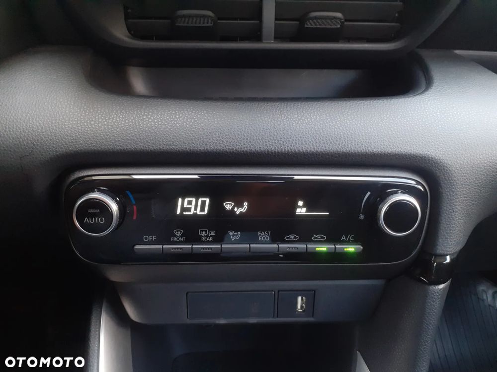 Toyota Yaris Hybrid 1.5 Comfort - 20