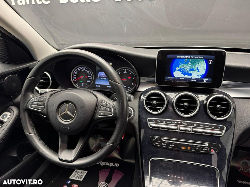 Mercedes-Benz C - 8
