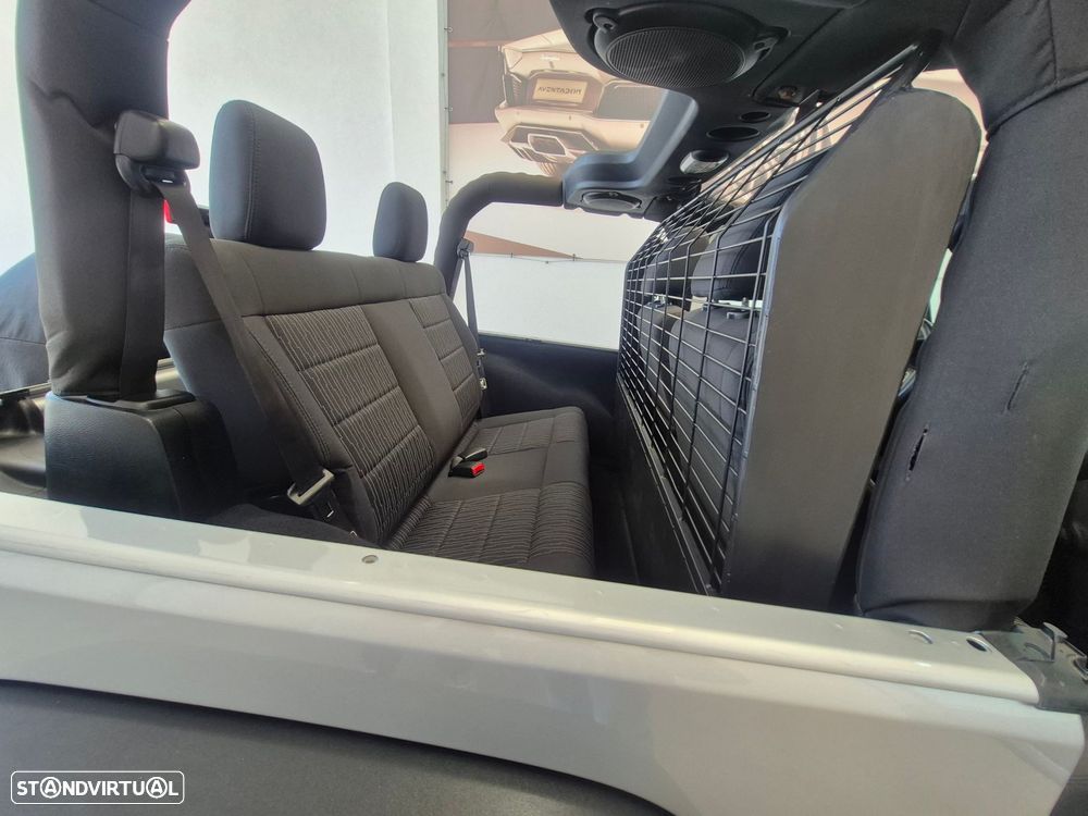 Jeep Wrangler 2.8 CRD MTX Sport 4L - 26
