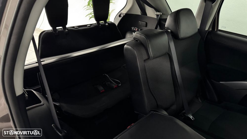 Mitsubishi Outlander 2.2 DI-D Instyle 4WD - 10