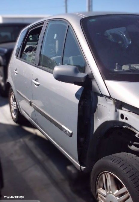 Peças Renault Scenic II (JM0/1_) 2001 a 2010 - 19