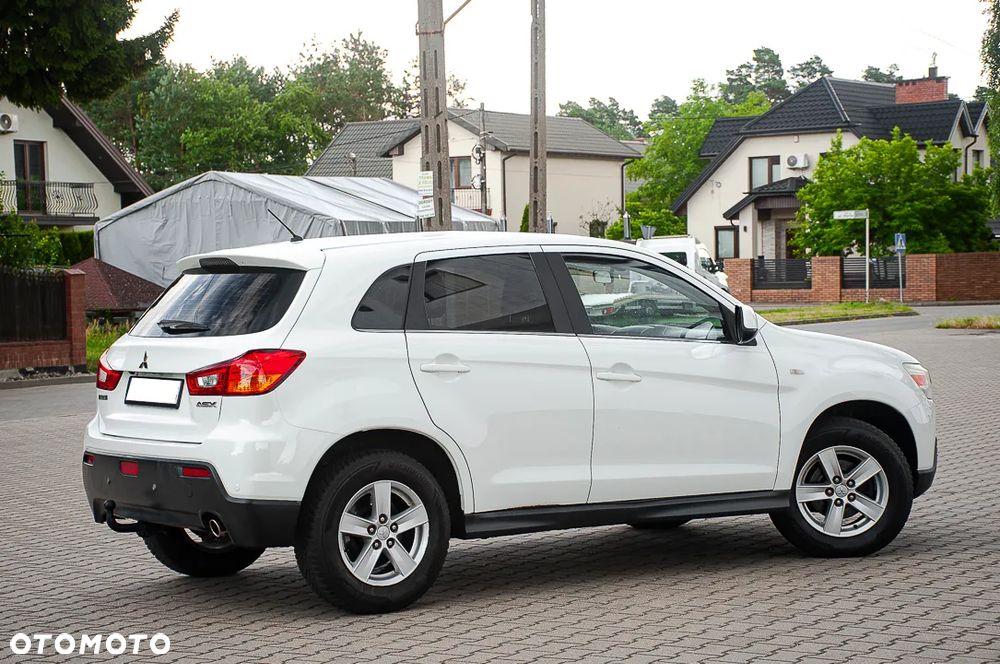 Mitsubishi ASX 1.8 DI-D 2WD Intense - 13