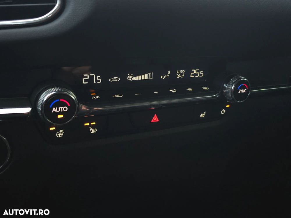 Mazda CX-30 e-SKYACTIV X186 AT MHEV Takumi - 18