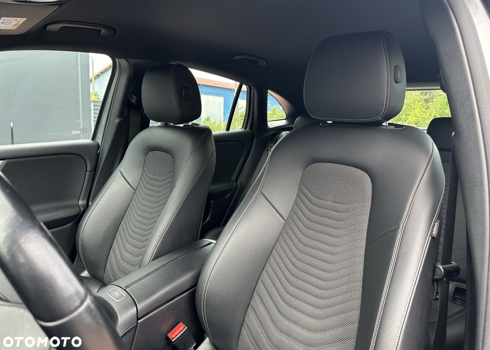 Mercedes-Benz GLA 200 Progressive - 9