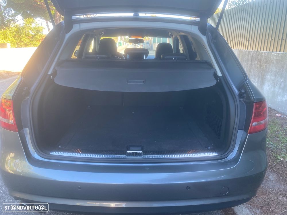 Audi A4 Avant 2.0 TDI ultra DPF Attraction - 16