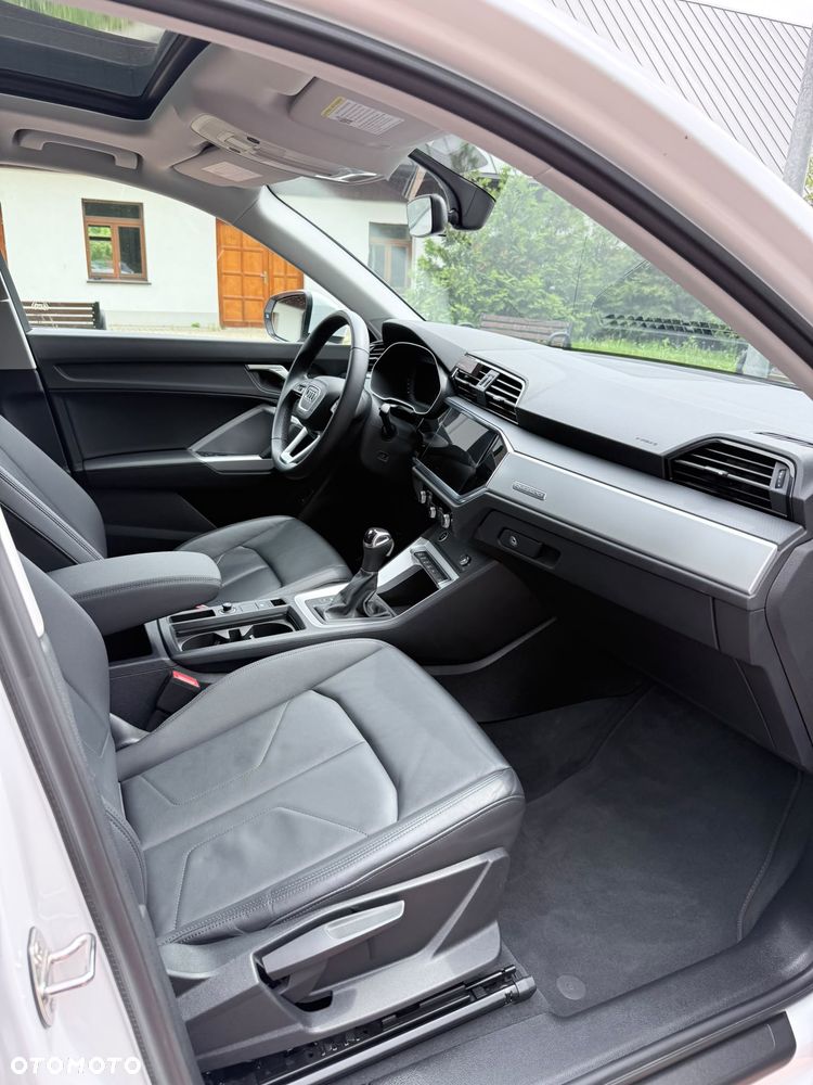Audi Q3 40 TFSI Quattro S tronic - 11