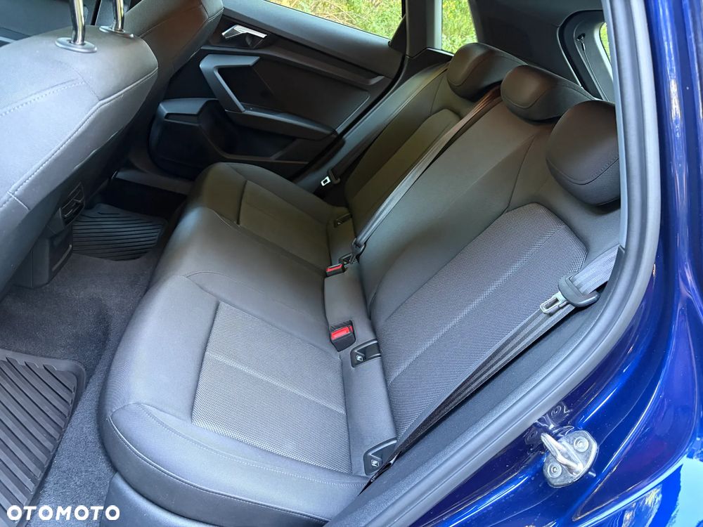 Audi A3 Sportback 30 TDI S tronic - 9