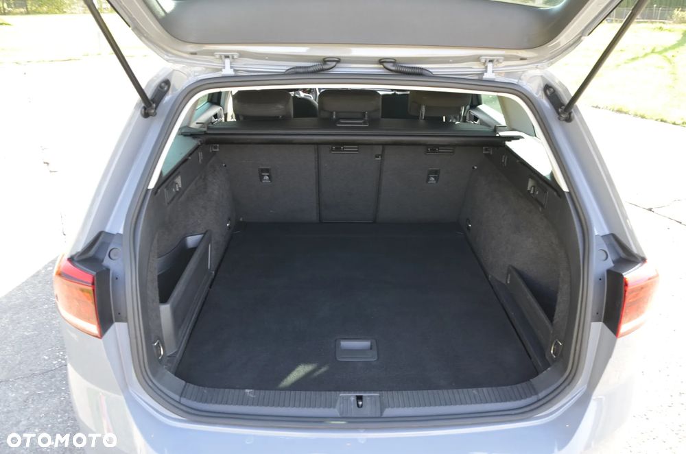 Volkswagen Passat - 40