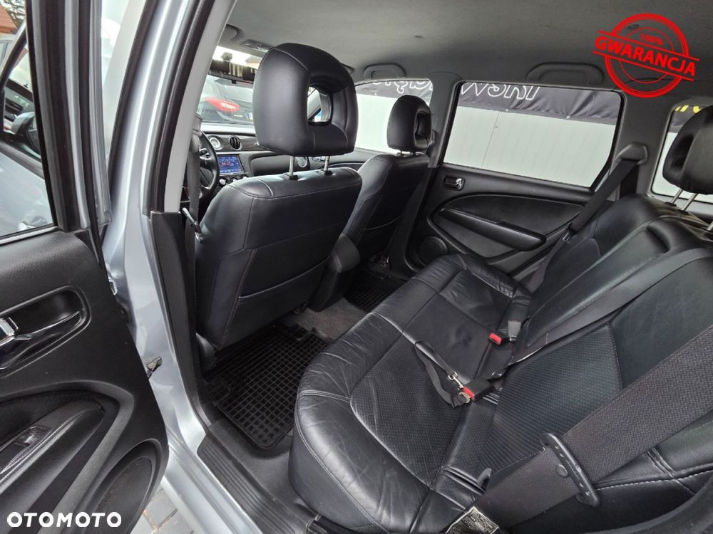 Mitsubishi Outlander - 26