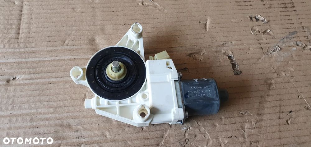 Silniczek szyby prawy tył tylny Mercedes ML W164 A2518200208 - 3