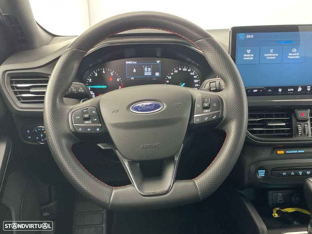 Ford Focus 1.0 EcoBoost ST-Line Aut. — fotografia 14