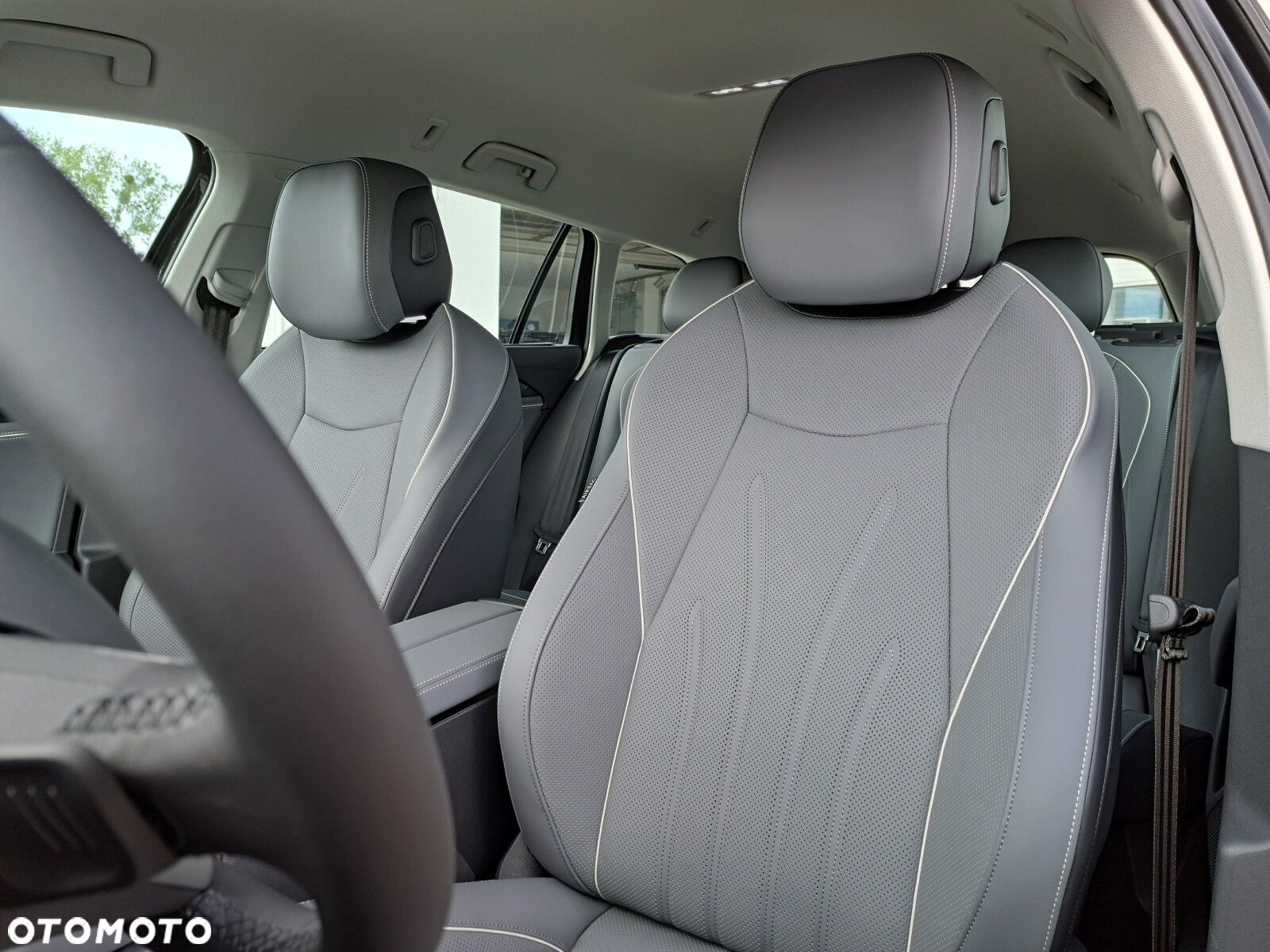 Volkswagen Passat 2.0 TDI EVO Elegance DSG - 17