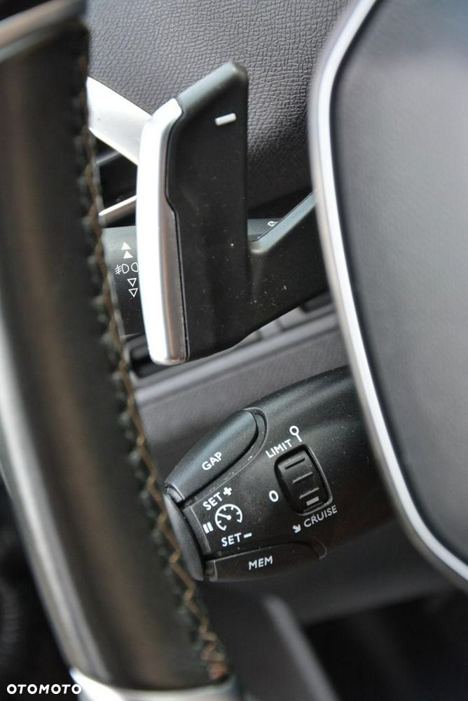 Peugeot 5008 BlueHDi 180 EAT8 GT - 25