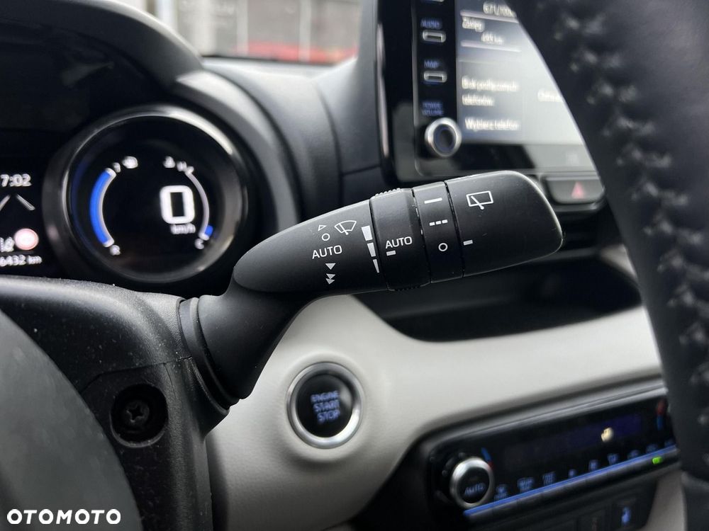 Toyota Yaris 1.5 Executive - 24