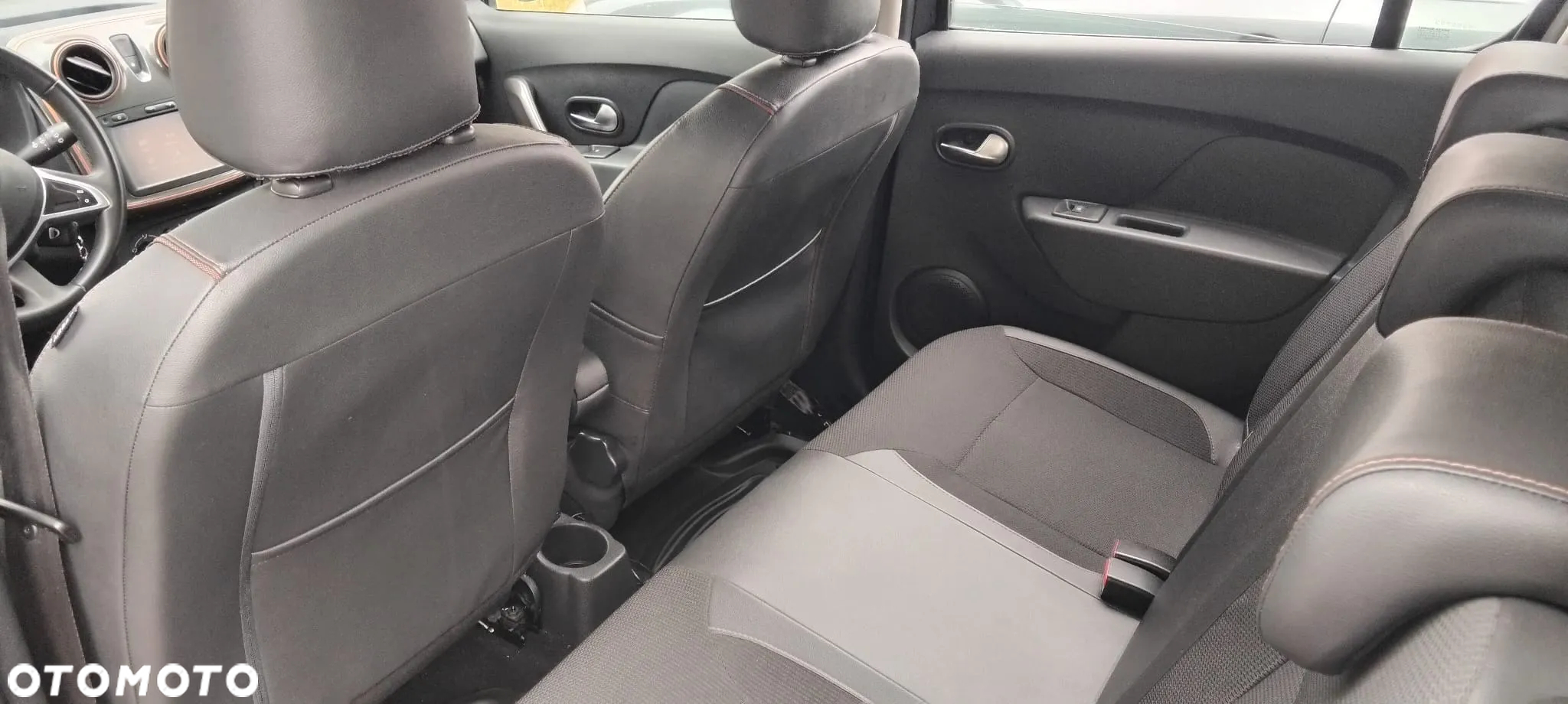 Dacia Sandero Stepway 1.5 dCi Laureate S&S - 18