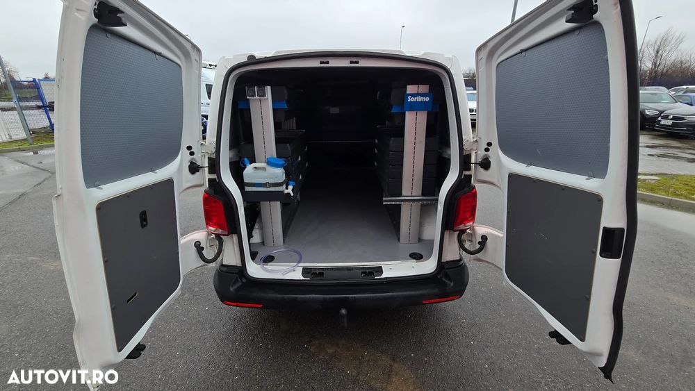 Volkswagen Transporter - 13
