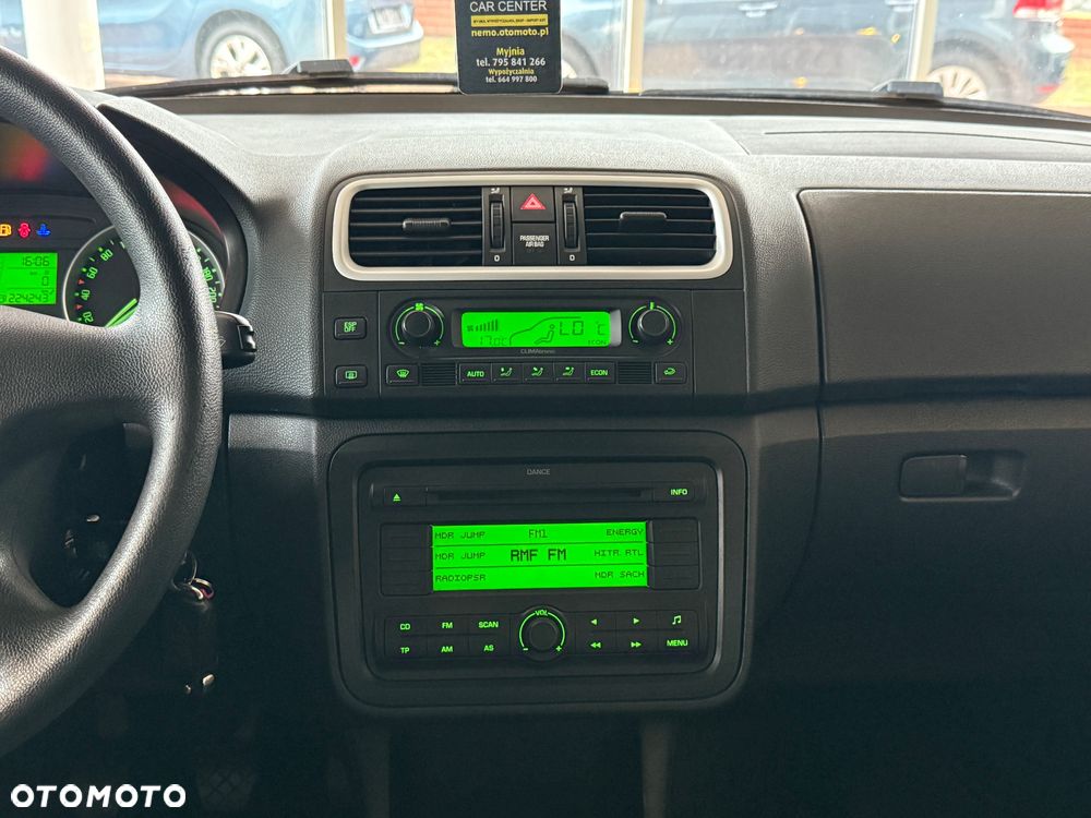 Skoda Fabia 1.6 16V Style - 19