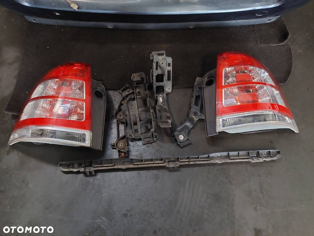 KOMPLETNY TYŁ KLAPA BAGAŻNIKA ZDERZAK TYŁ LAMPY OPEL ZAFIRA B LIFT Z168 - 2