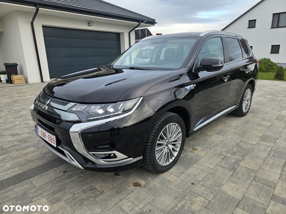 Mitsubishi Outlander 2.4 4WD Plus - 8