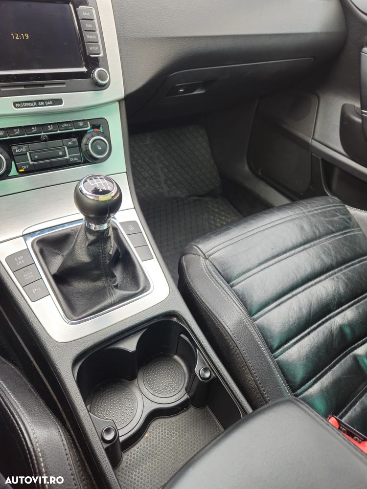 Volkswagen Passat CC - 16