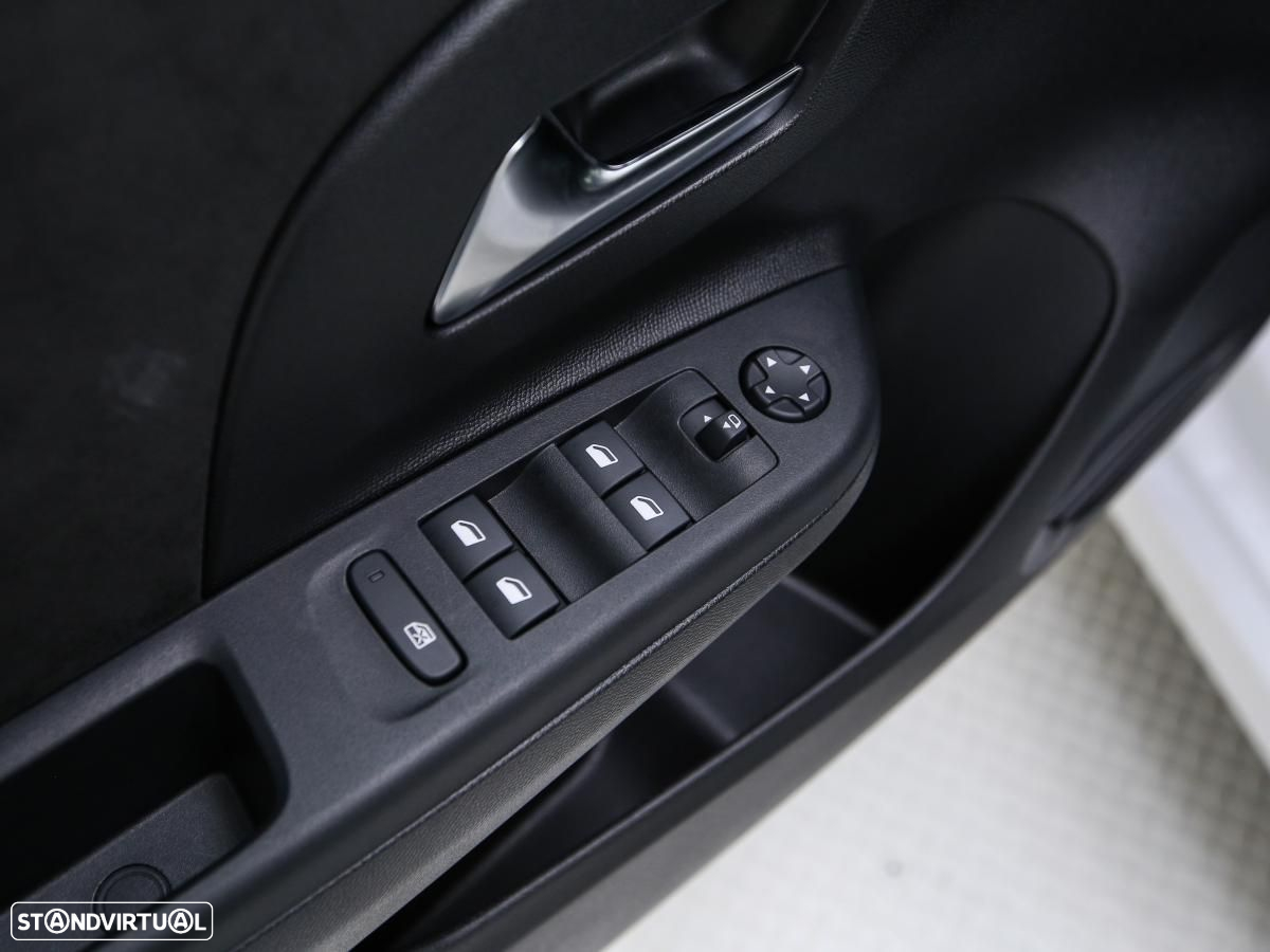 Opel Corsa-e - 15