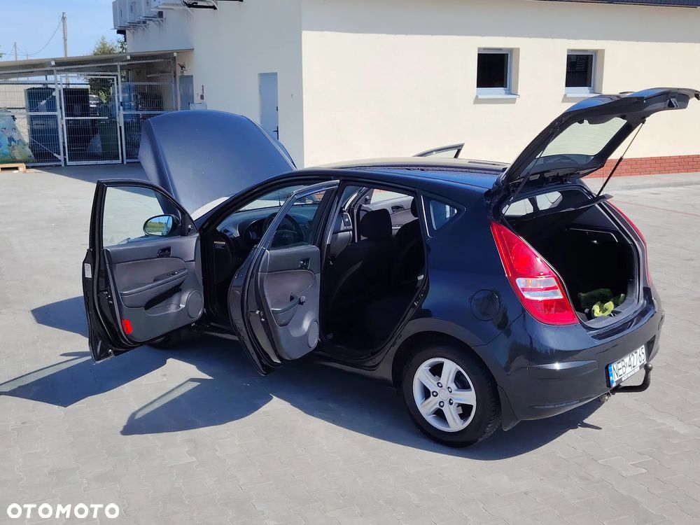 Hyundai i30 1.6 CRDi Style EU5 - 22
