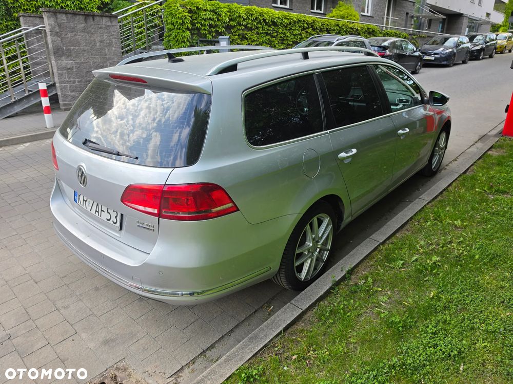 Volkswagen Passat 2.0 TDI DPF Comfortline - 4