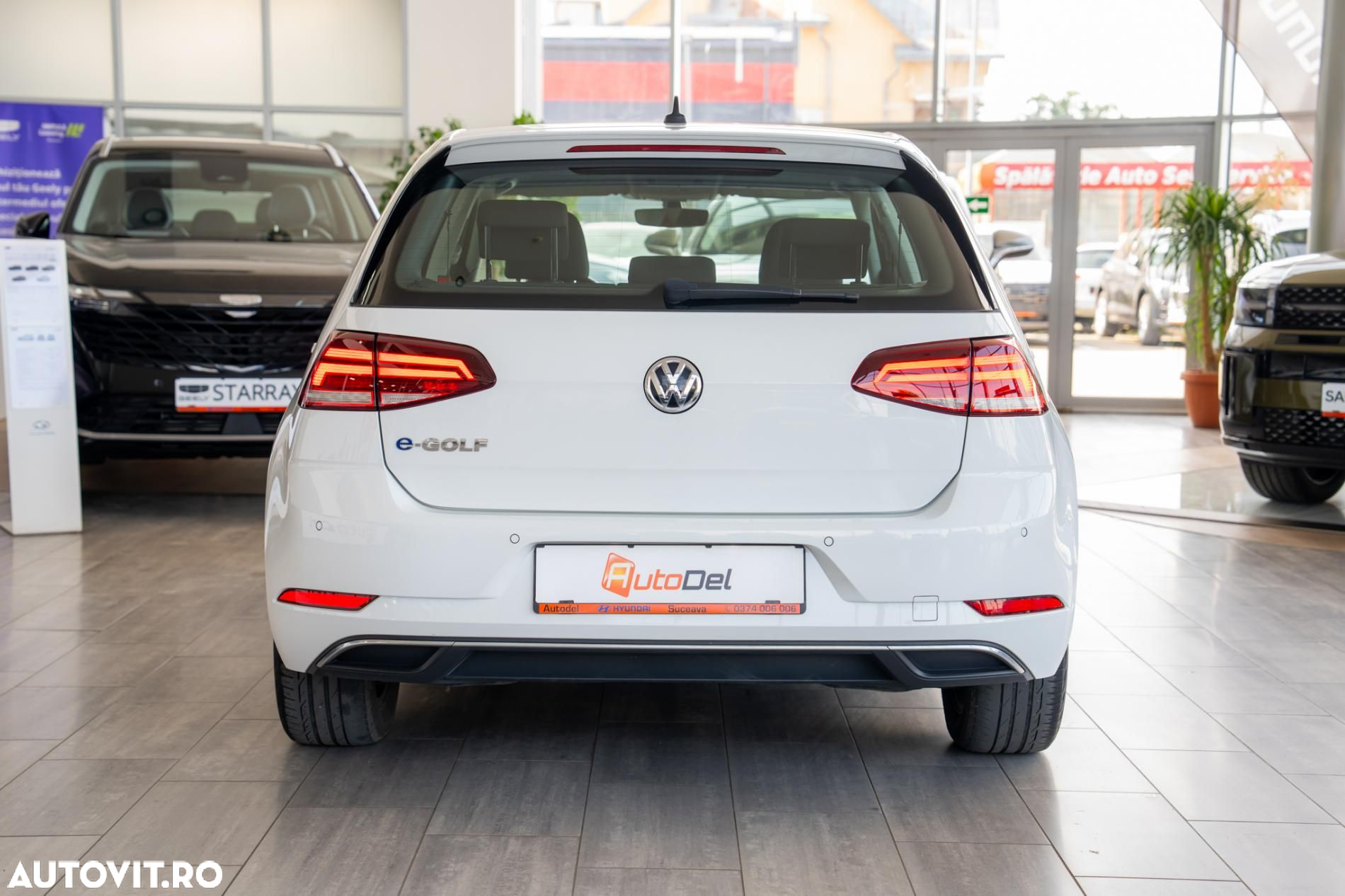 Volkswagen Golf e-Golf - 12