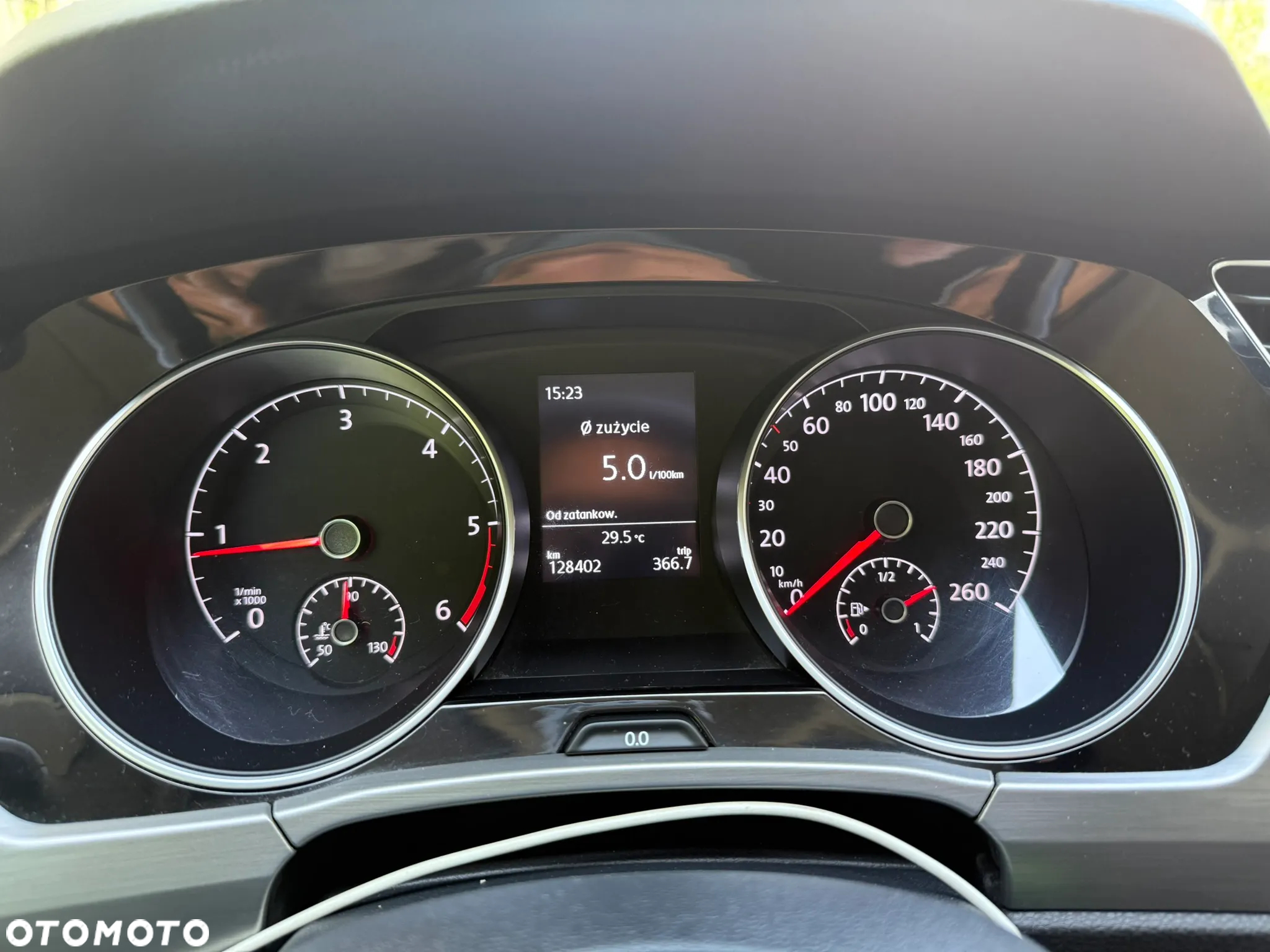 Volkswagen Touran 2.0 TDI BMT SCR Comfortline Plus - 17