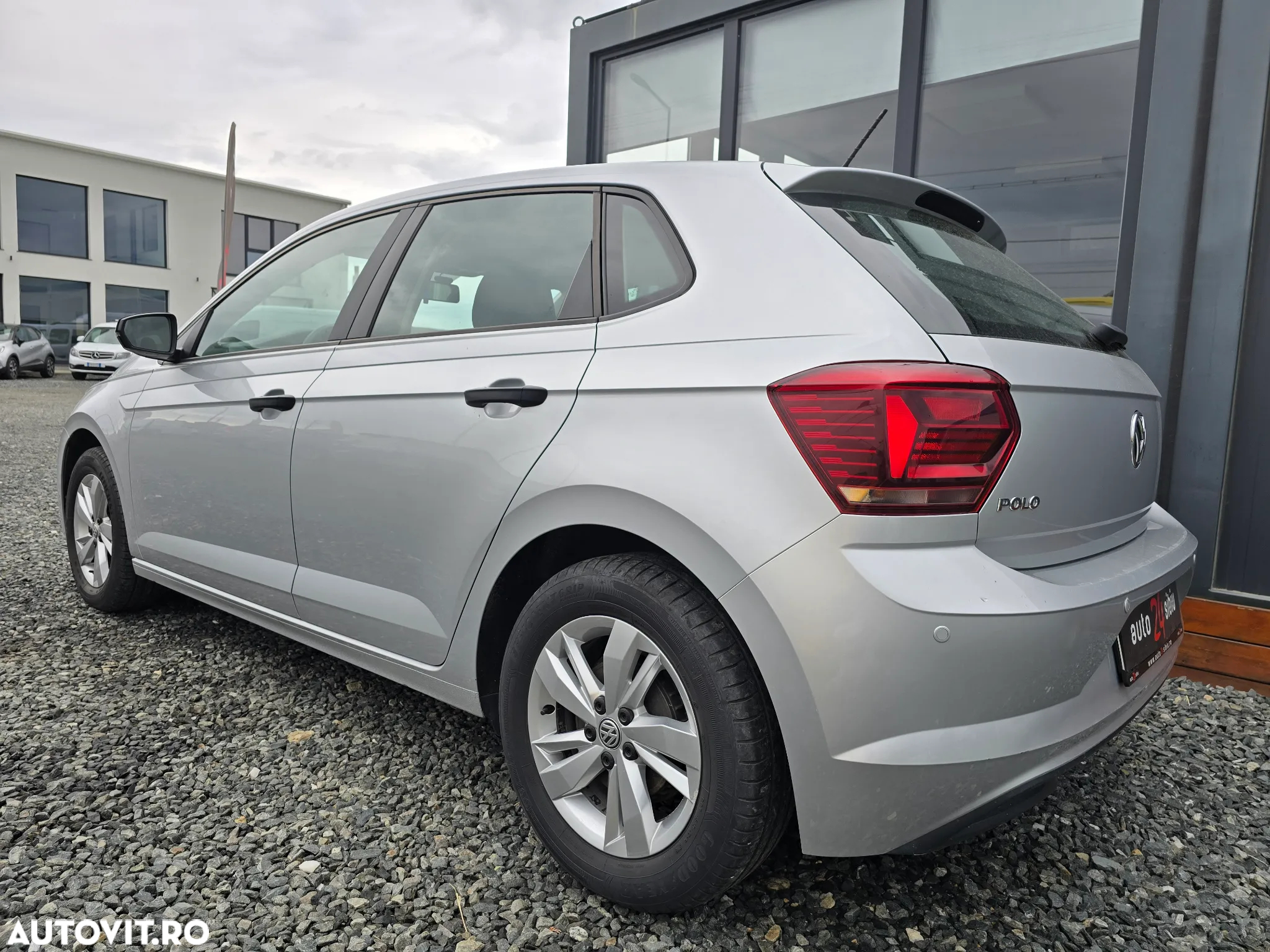 Volkswagen Polo 1.6 TDI Trendline - 5