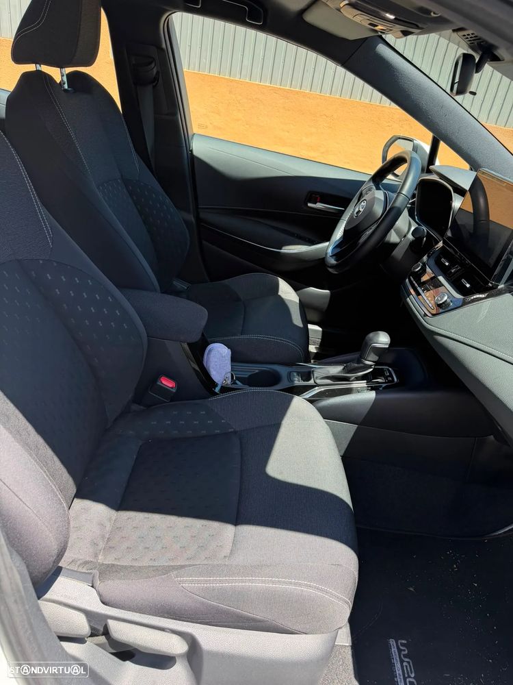 Toyota Corolla 1.8 Hybrid Comfort - 7