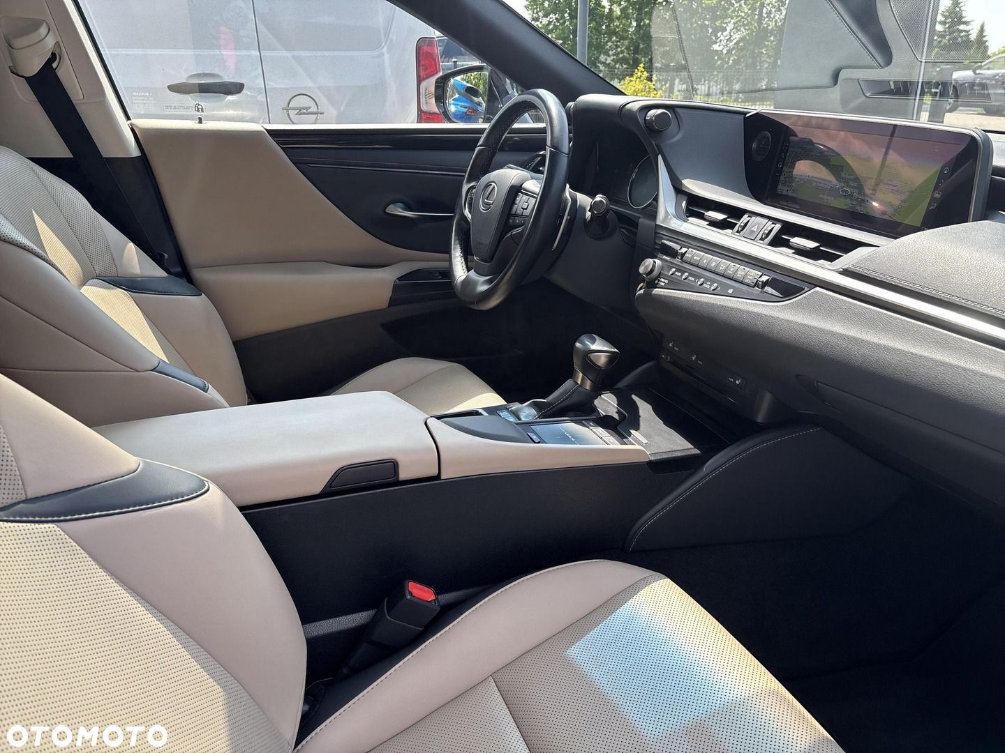 Lexus ES - 23