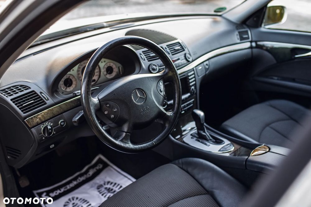 Mercedes-Benz Klasa E 500 Avantgarde - 19