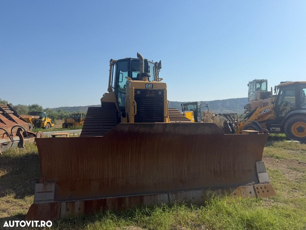 Caterpillar CAT D6N Buldozer - 3