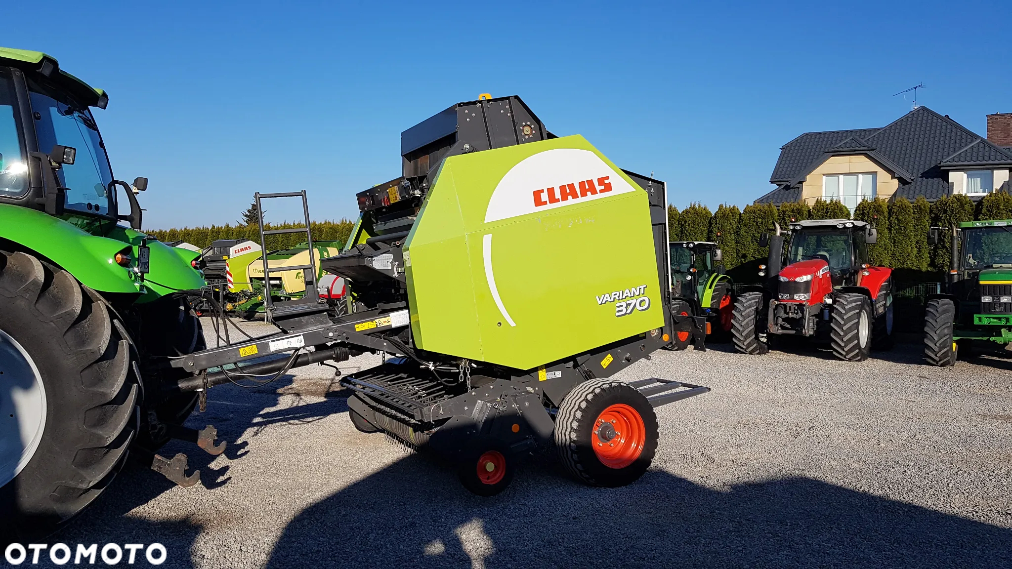 Claas VARIANT 370 - 10