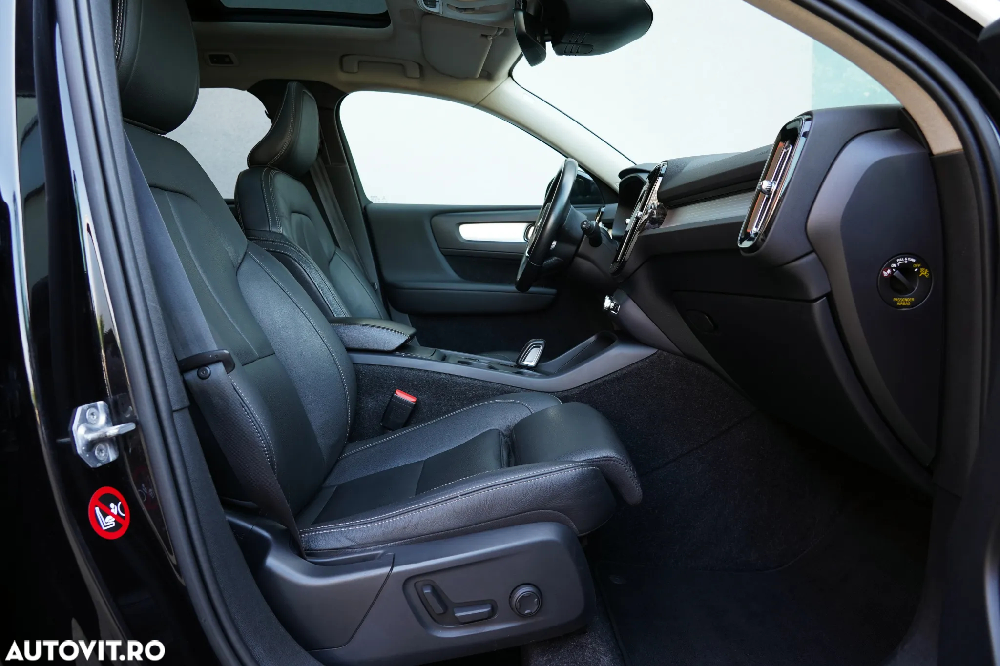 Volvo XC 40 D4 AWD Geartronic Inscription - 7