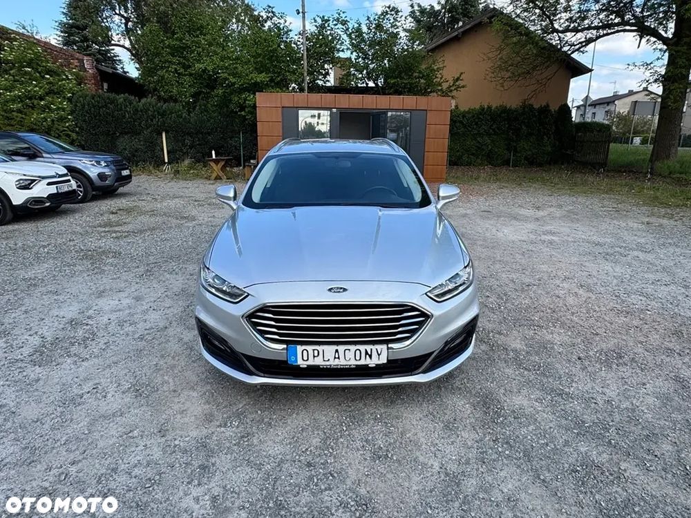 Ford Mondeo - 38