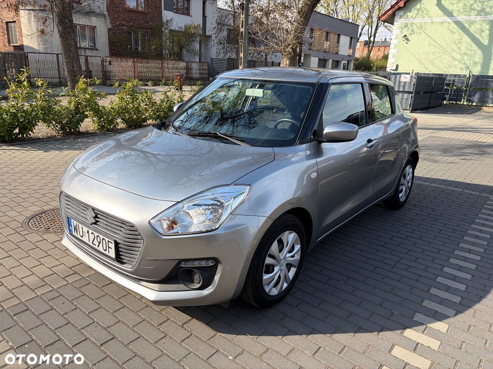 Suzuki Swift 1.2 Premium - 1