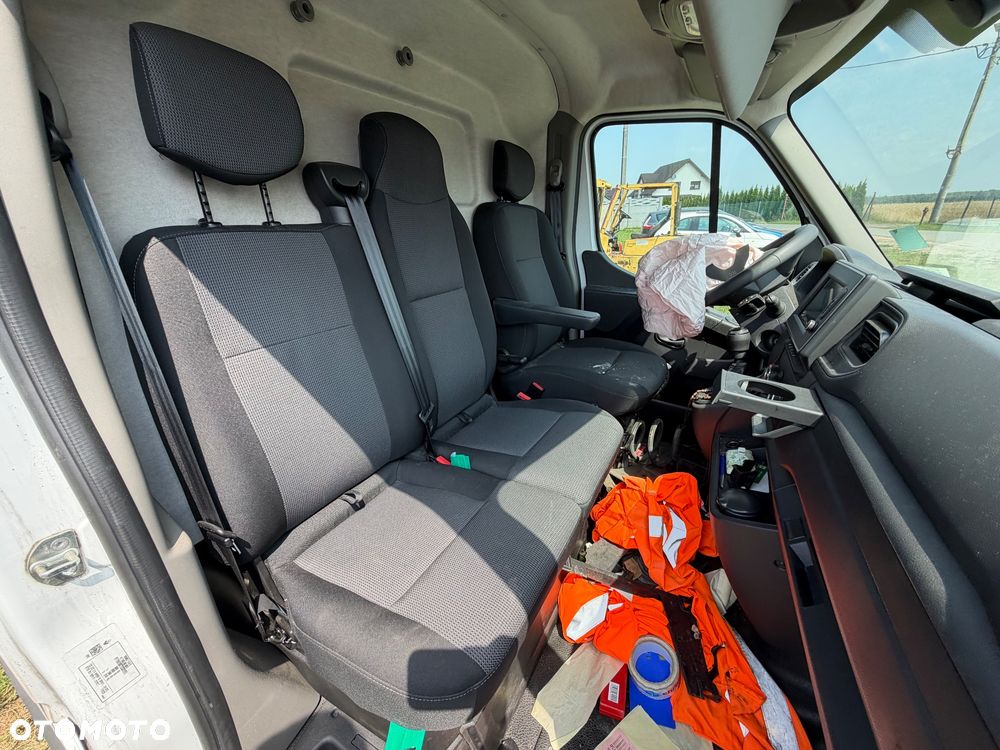Renault MASTER NAWIGACJA KLIMATYZACJA AUTOMATYCZNA TEMPOMAT, świeżo sprowadzony, OKAZJA !!!! - 8