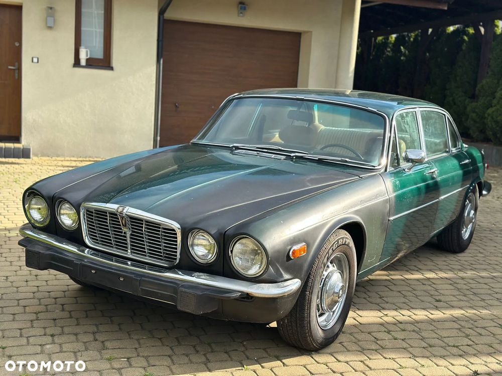 Jaguar XJ - 6